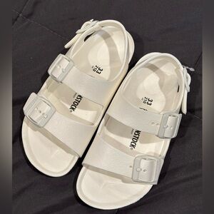 Birkenstock sandals sz 33 white NWOB